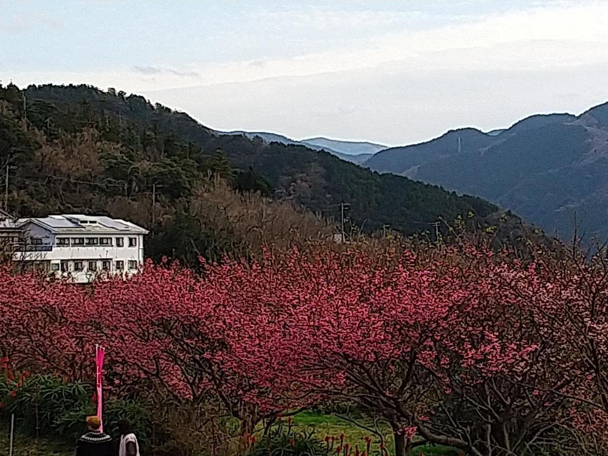 Koibito Misaki Pension Marine Mates Ukuszu Kültér fotó